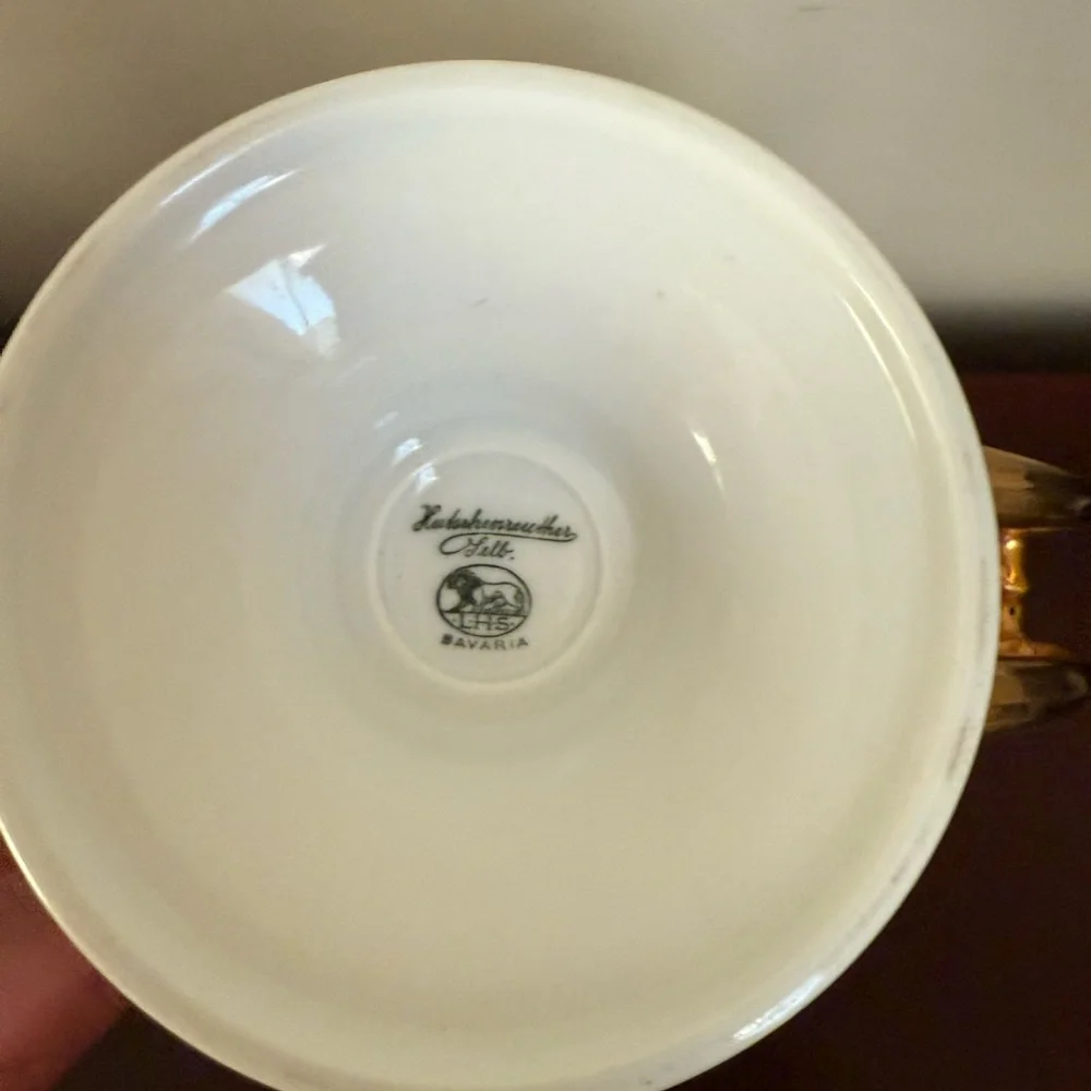 Vtg Hutschenreuther‎ Gelb Bavaria Germany 10” Serving Dish White & Gold Pedestal